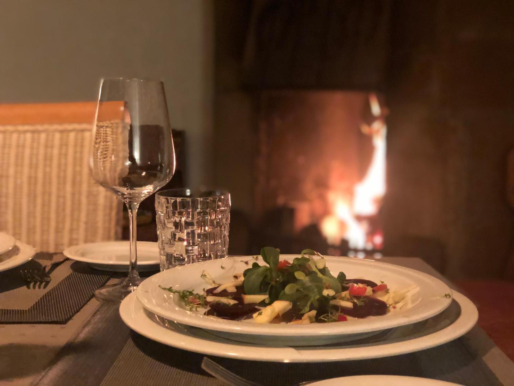Oberweser Hotel & Restaurant Kronenhof Am Weser-Radweg מראה חיצוני תמונה