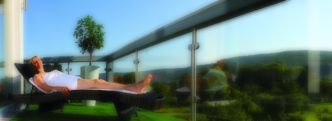Oberweser Hotel & Restaurant Kronenhof Am Weser-Radweg מראה חיצוני תמונה